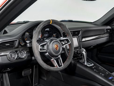 Used 2016 Porsche 911 GT3 RS RWD image 13