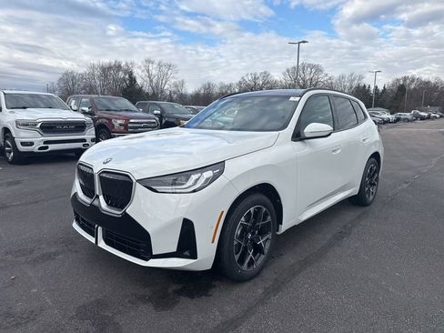 New 2026 BMW X3 xDrive30 image 3