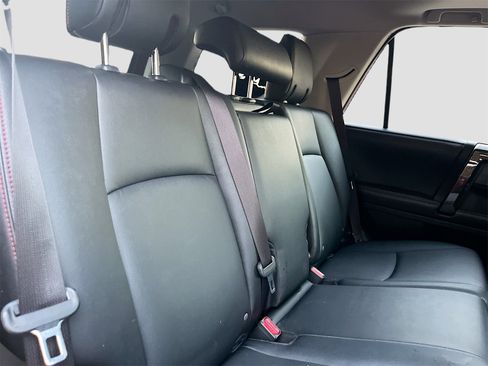 Used 2019 Toyota 4Runner TRD Off-Road Premium image 27