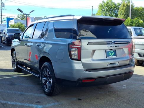 Used 2023 Chevrolet Tahoe Z71 w/ Luxury Package AWD/4WD image 4