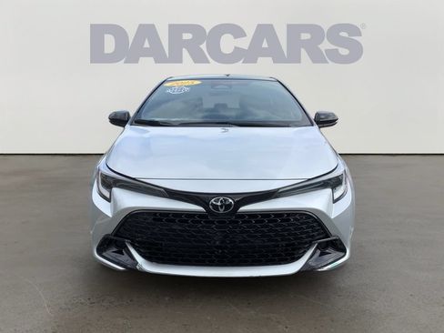 Used 2025 Toyota Corolla SE FWD image 2