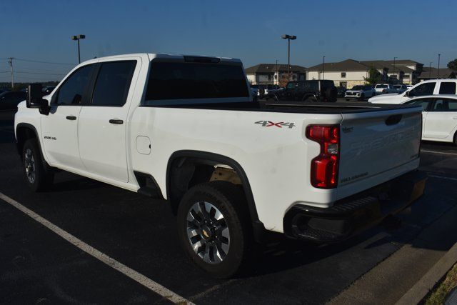 Used 2021 Chevrolet Silverado 2500 Custom w/ Custom Value Package AWD/4WD image 5