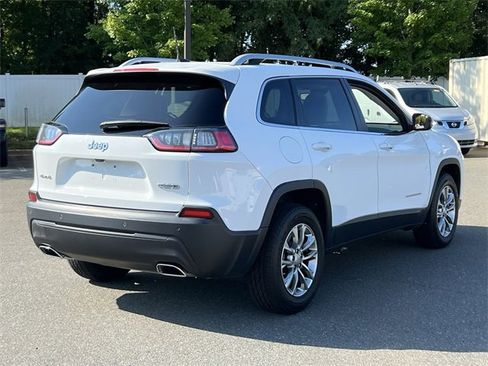 Used 2021 Jeep Cherokee Latitude Lux w/ Comfort/Convenience Group image 13