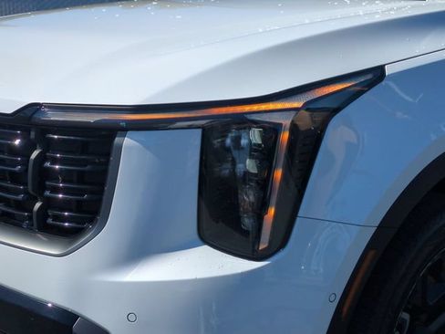 Certified 2024 Kia Sorento SX Prestige AWD/4WD image 9