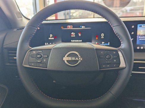 New 2026 Nissan Sentra SR w/ Floor Mat Package FWD image 37