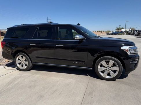 Used 2023 Ford Expedition Max Platinum AWD/4WD image 5