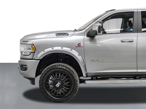 Used 2024 RAM 3500 Laramie image 11