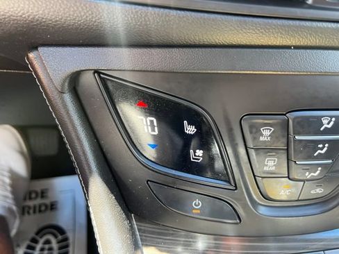 Used 2020 Buick Envision Premium w/ Driver Confidence Package AWD/4WD image 38