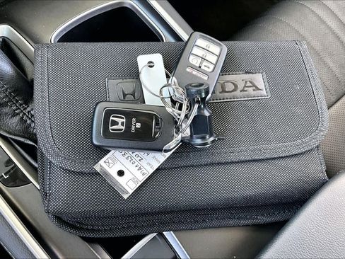 Used 2021 Honda Accord EX-L image 14