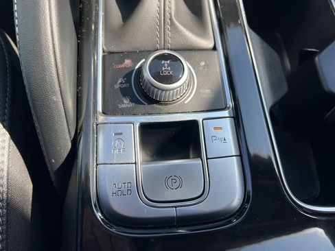 Certified 2023 Kia Telluride EX w/ EX Captain's Chair Package image 28