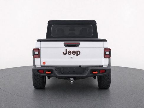Used 2024 Jeep Gladiator Mojave w/ Technology Group AWD/4WD image 40