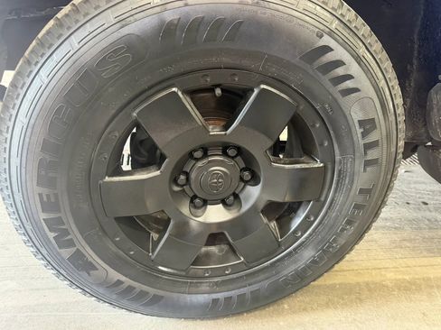 Used 2007 Toyota FJ Cruiser 2WD image 19