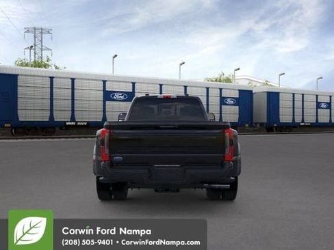 New 2026 Ford F450 Platinum w/ FX4 Off-Road Package AWD/4WD image 6