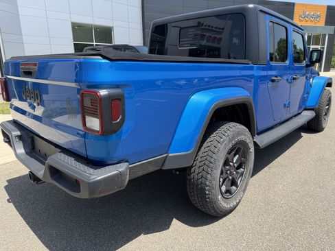 Used 2021 Jeep Gladiator Sport AWD/4WD image 3