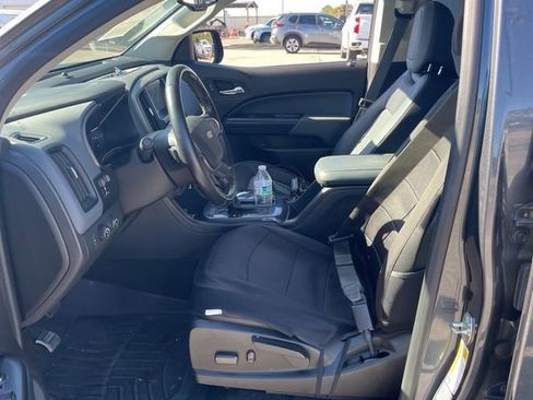 Used 2017 Chevrolet Colorado Z71 image 12