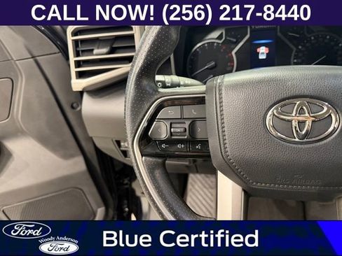 Used 2022 Toyota Tundra SR5 w/ Convenience Package image 11