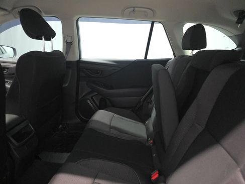 Used 2022 Subaru Outback 2.5i image 8