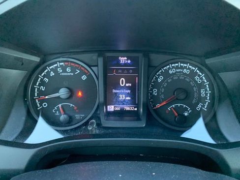 Used 2022 Toyota Tacoma SR image 20