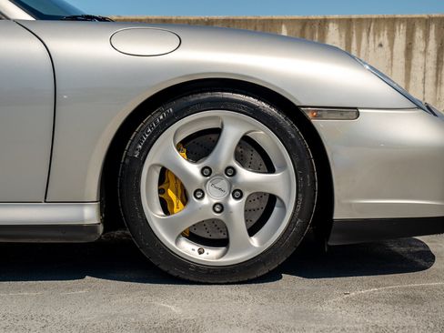 Used 2004 Porsche 911 Turbo AWD/4WD image 17