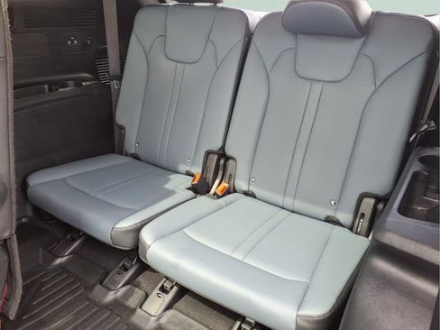 Used 2025 Kia Sorento SX Prestige image 22