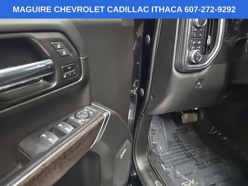 Used 2021 GMC Sierra 1500 Denali AWD/4WD image 28