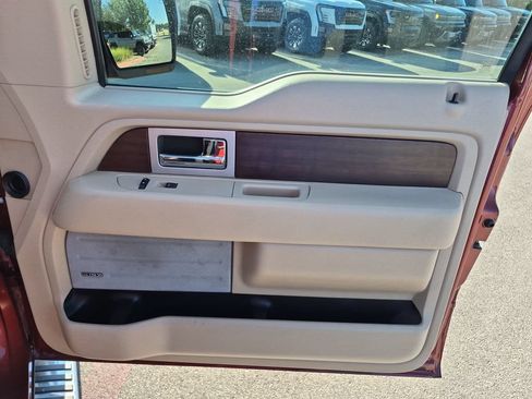 Used 2014 Ford F150 King Ranch w/ King Ranch Luxury Package RWD image 36