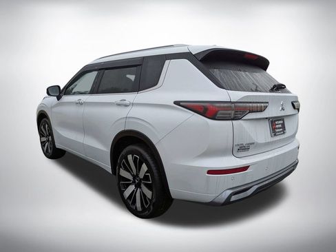New 2026 Mitsubishi Outlander SEL AWD/4WD image 6