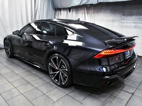 Used 2023 Audi RS 7 Sportback w/ Black Optic Package image 4