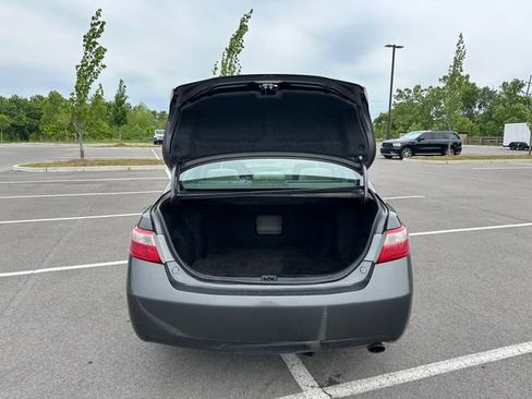 Used 2009 Toyota Camry XLE FWD image 16