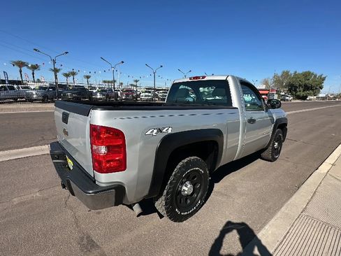 Used 2010 Chevrolet Silverado 1500 W/T image 5