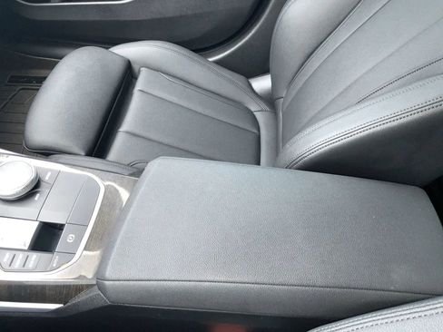Used 2020 BMW 330i xDrive Sedan w/ Premium Package AWD/4WD image 23