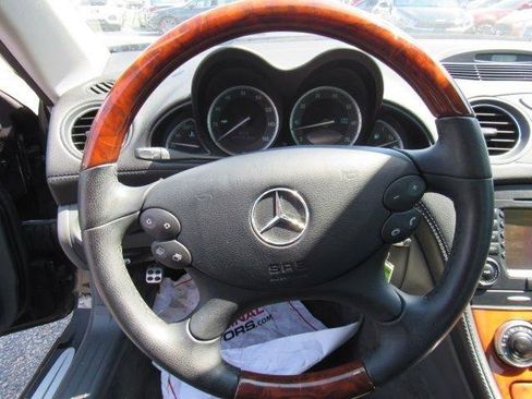 Used 2005 Mercedes-Benz SL 500 image 17