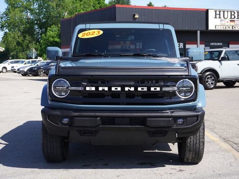 Used 2023 Ford Bronco Outer Banks AWD/4WD image 2