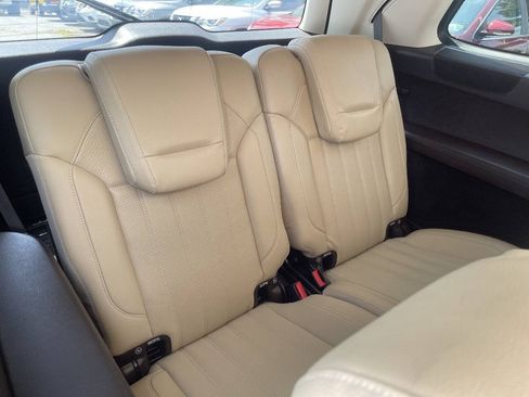 Used 2017 Mercedes-Benz GLS 450 4MATIC image 27