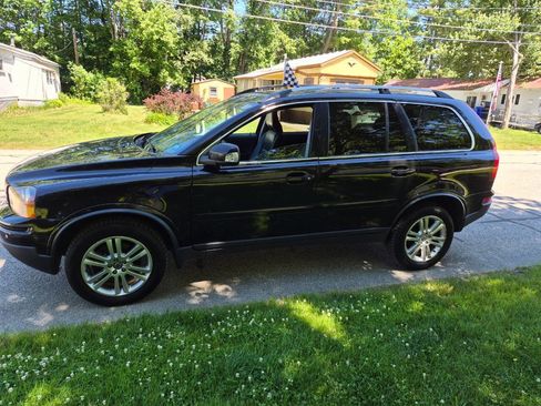 Used 2011 Volvo XC90 3.2 AWD/4WD image 3