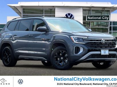 New 2025 Volkswagen Atlas Peak Edition SE
