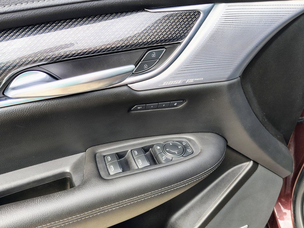 Used 2023 Cadillac XT5 Sportv AWD/4WD image 17