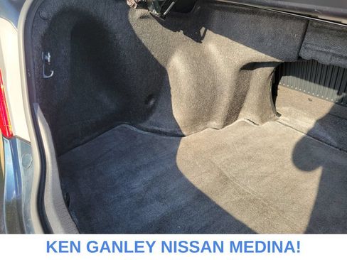 Used 2014 Toyota Camry LE FWD image 43
