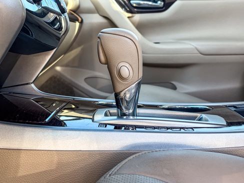 Used 2014 Nissan Altima 2.5 SL w/ Technology Package image 22