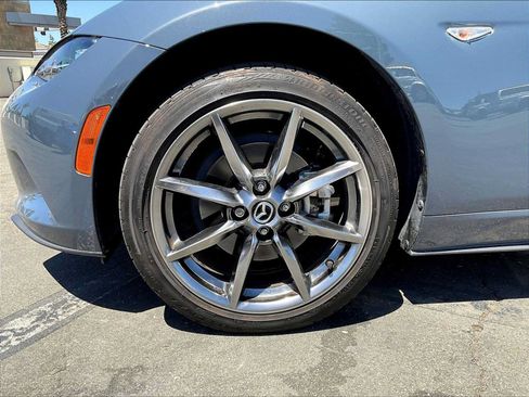 Used 2021 MAZDA MX-5 Miata Grand Touring RWD image 11