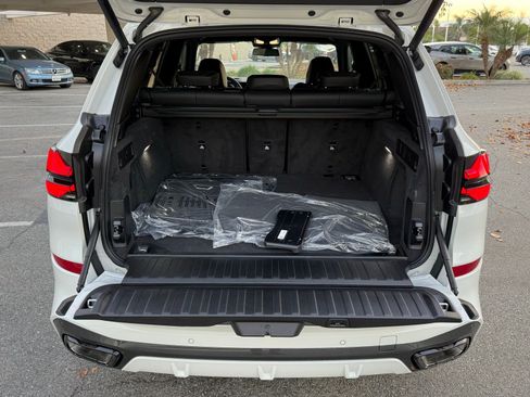 New 2026 BMW X5 sDrive40i image 16