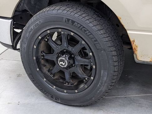 Used 2008 Ford F150 XLT AWD/4WD image 4