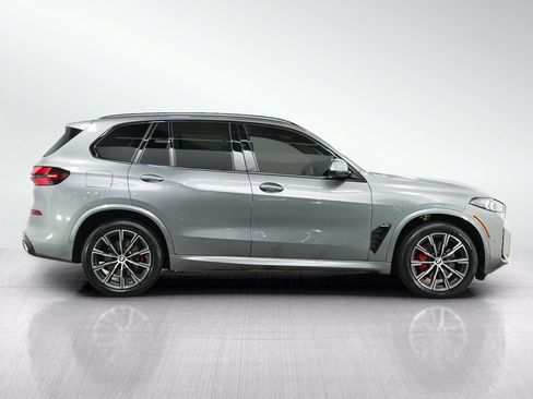 Used 2024 BMW X5 xDrive40i w/ M Sport Package AWD/4WD image 6
