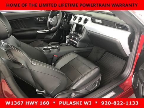Used 2017 Ford Mustang Premium image 3
