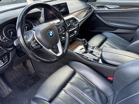 Used 2018 BMW 530e xDrive image 10