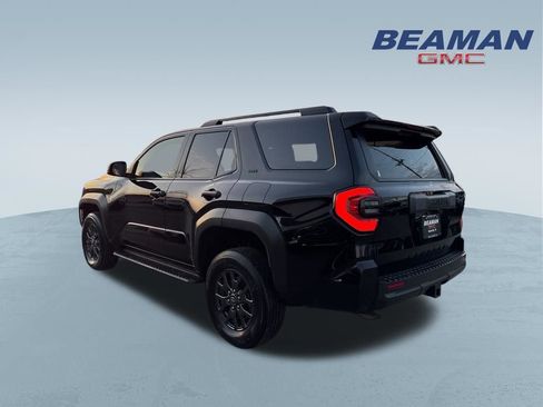 Used 2025 Toyota 4Runner SR5 image 5