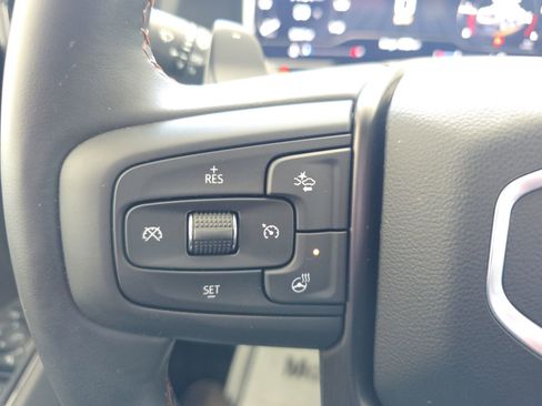 Used 2025 GMC Sierra 1500 AT4 w/ AT4 Premium Package image 47