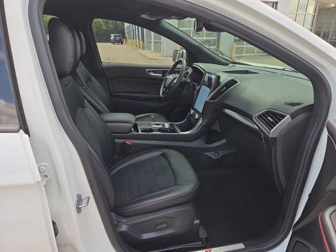 Used 2024 Ford Edge ST-Line AWD/4WD image 13