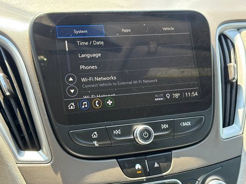 Used 2022 Chevrolet Malibu LS FWD image 22