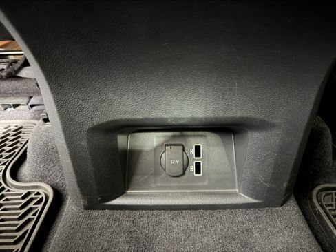 Used 2018 Volkswagen Atlas SE FWD image 29